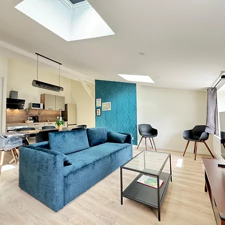 Appartement Spacieux 8 Couchages En Centre De N9 *